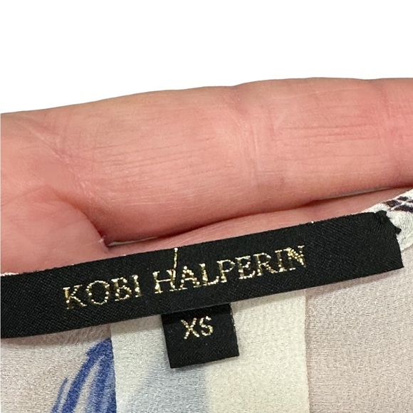 Kobi Halperin Andes Printed  silk blouse floral - Picture 9 of 10